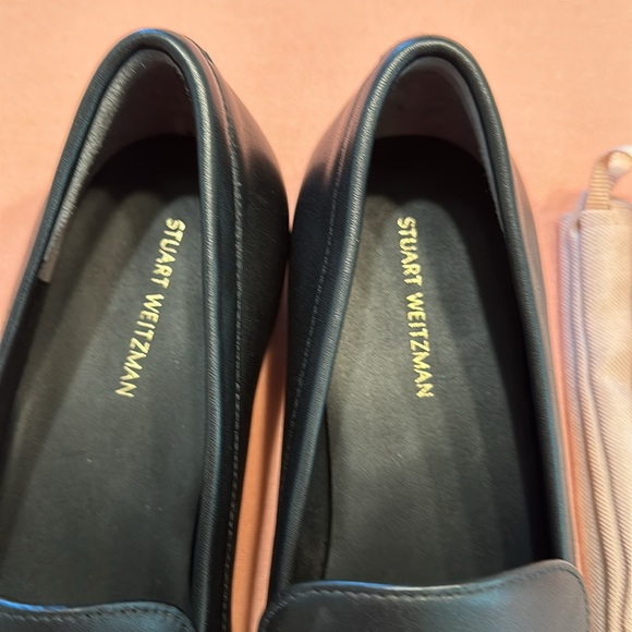New Stuart Weitzman Leather Shoes. Size 7.5. Black. Storage Bag Included. - Picture 3 of 6